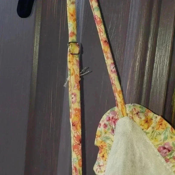 Lush spring floral mocked dress womens size medium - Picture 4 of 4